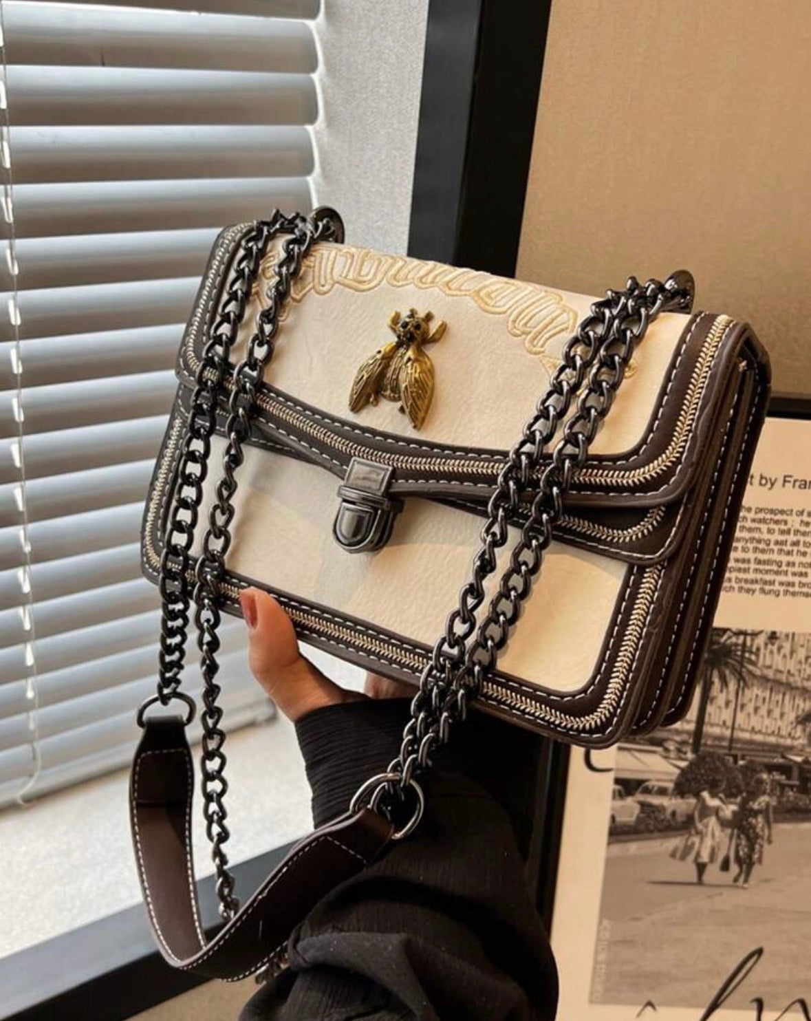 Purses & Wallets