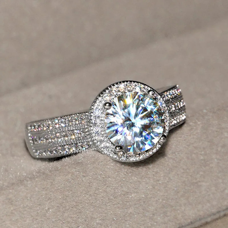 925 Sterling Silver Pavé Halo Zircon Ring